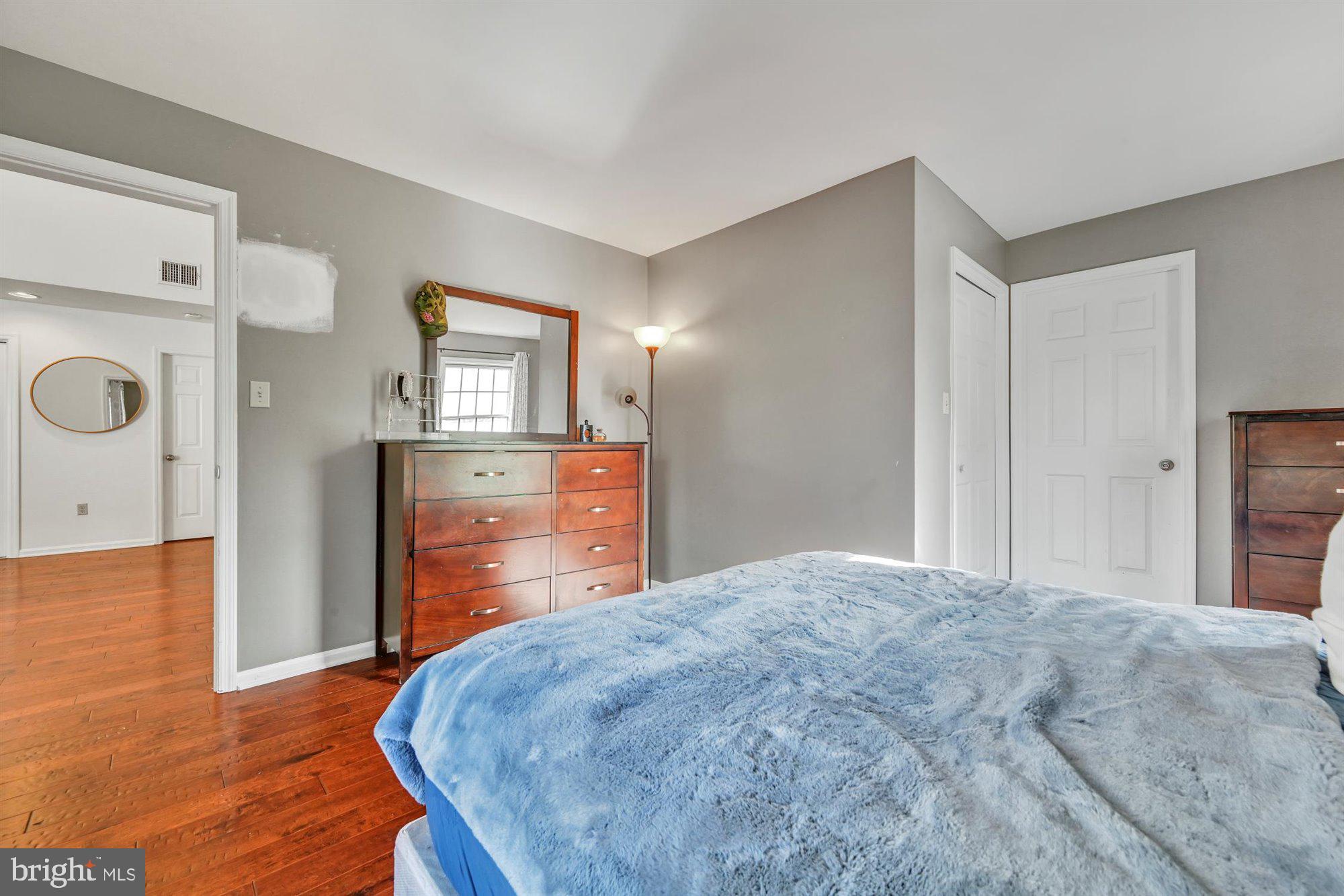 WINDSOR GARDENS - Residential