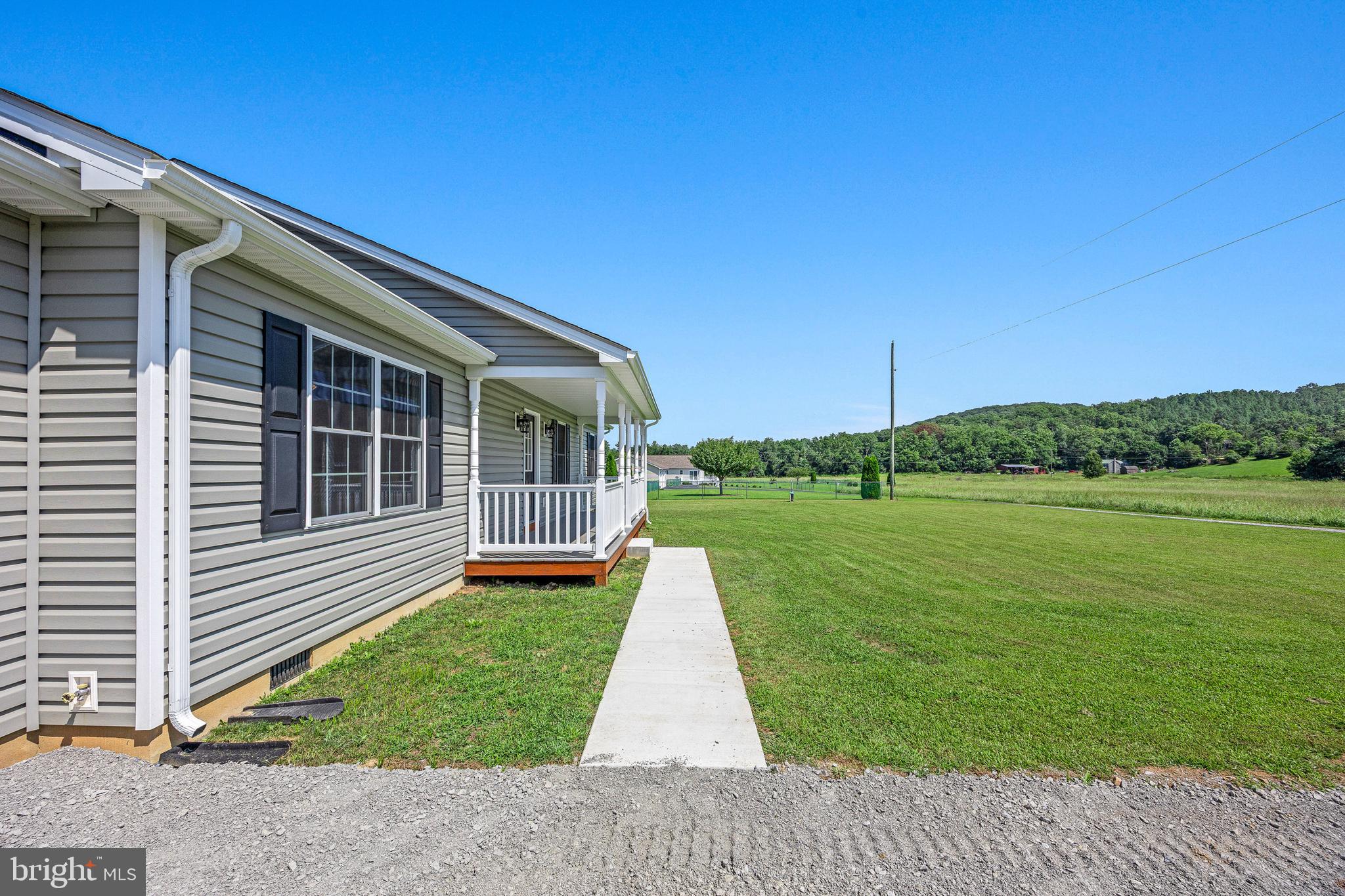 137 GOLDFINCH LANE