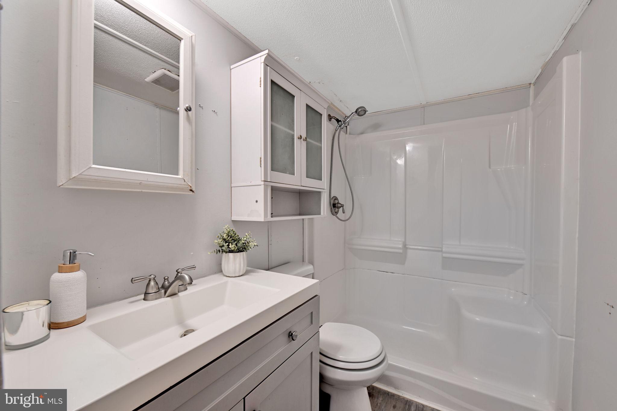 WAYSONS WOODS MANUFACTURED HOME COMMUNITY - Residential