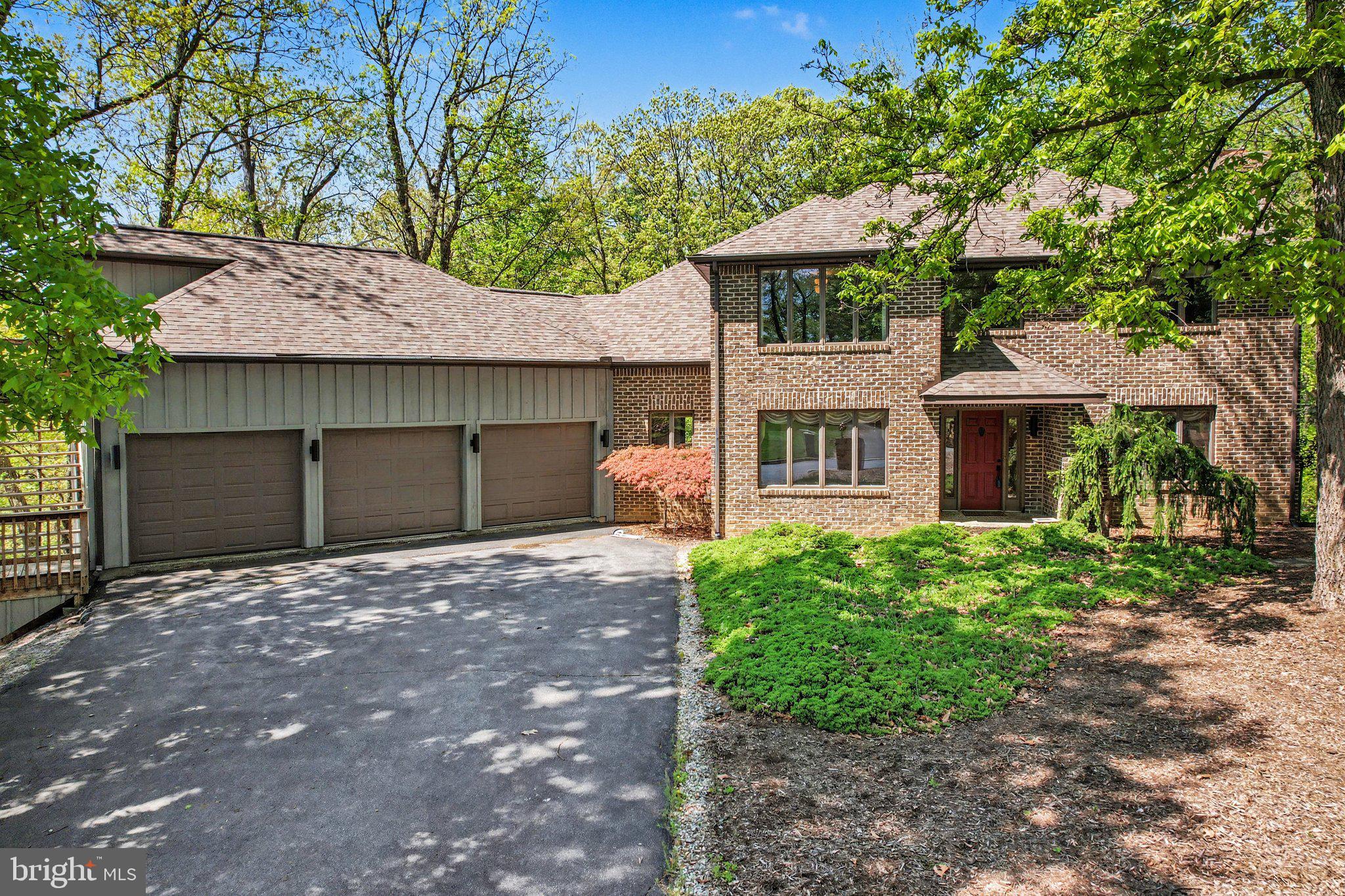 MOUNTAINDALE - Residential