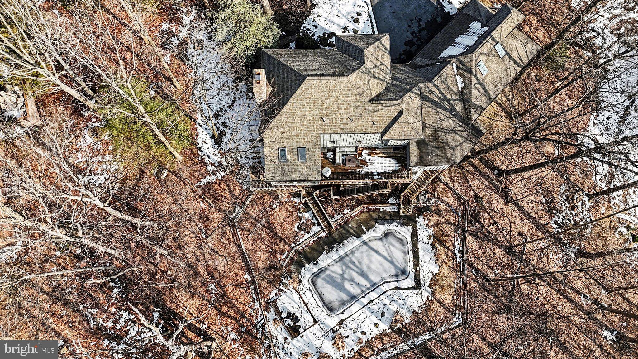 MOUNTAINDALE - Residential