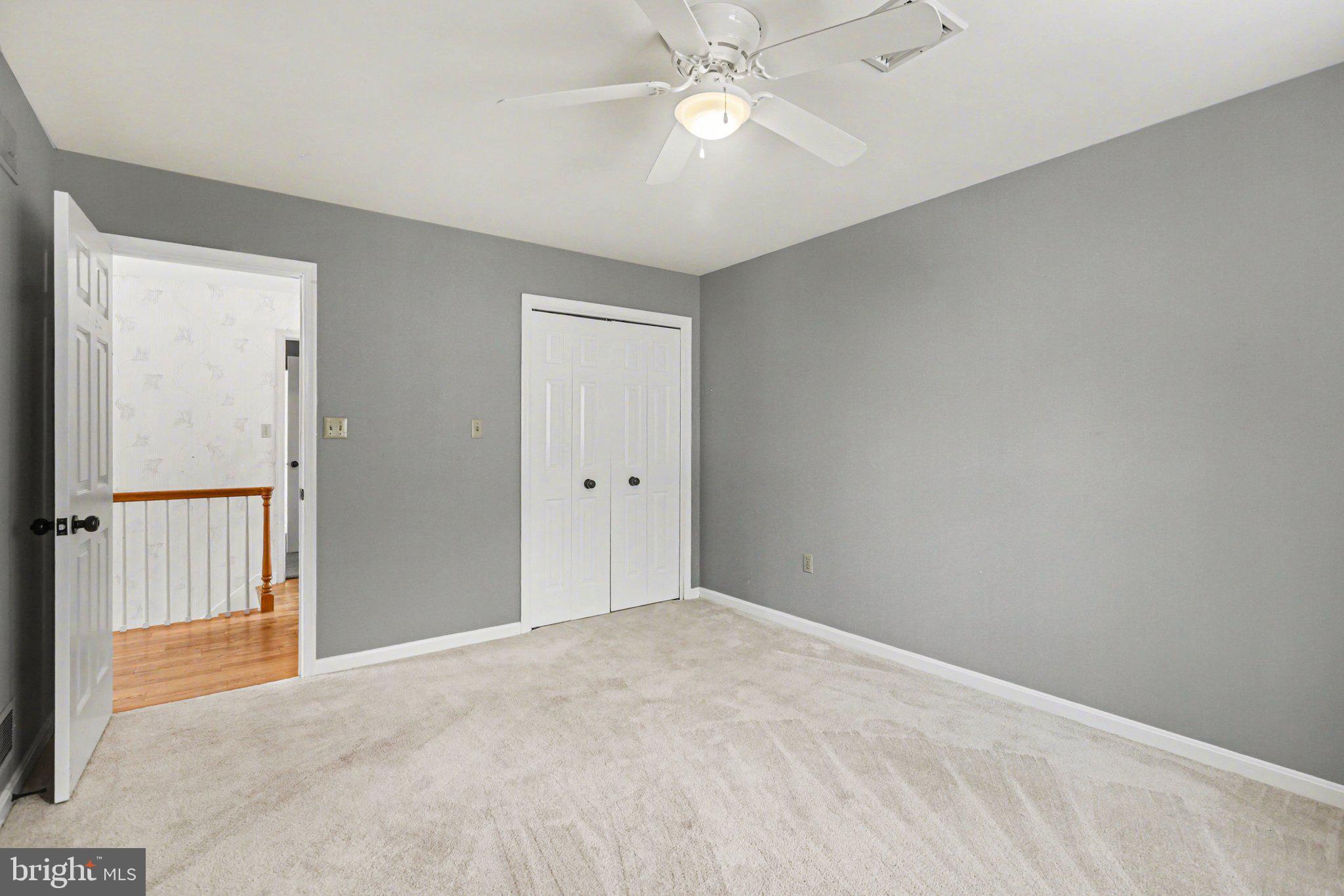 MOUNTAINDALE - Residential