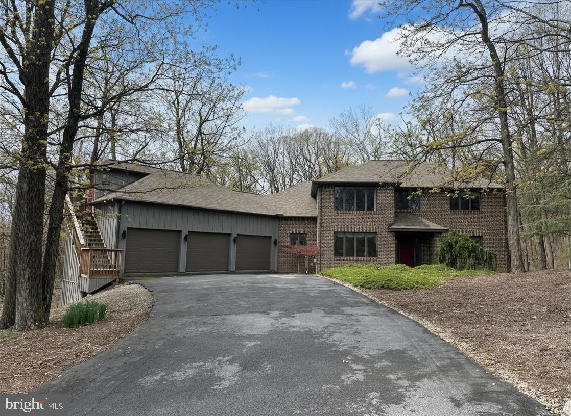 MOUNTAINDALE - Residential