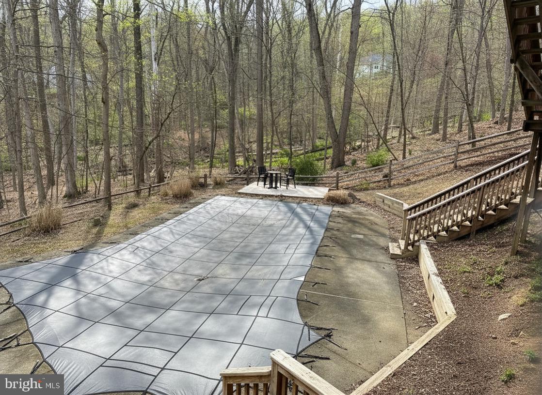 MOUNTAINDALE - Residential