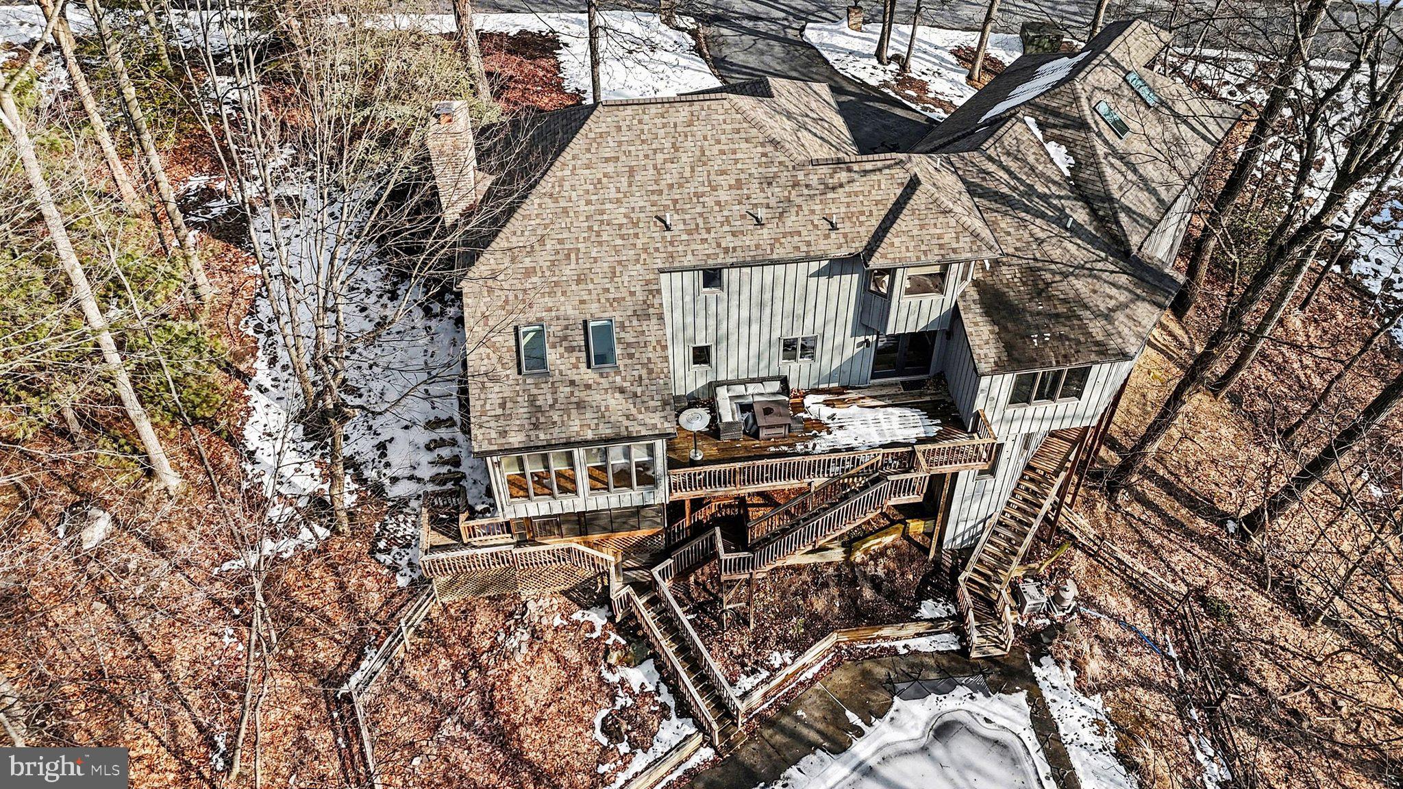 MOUNTAINDALE - Residential