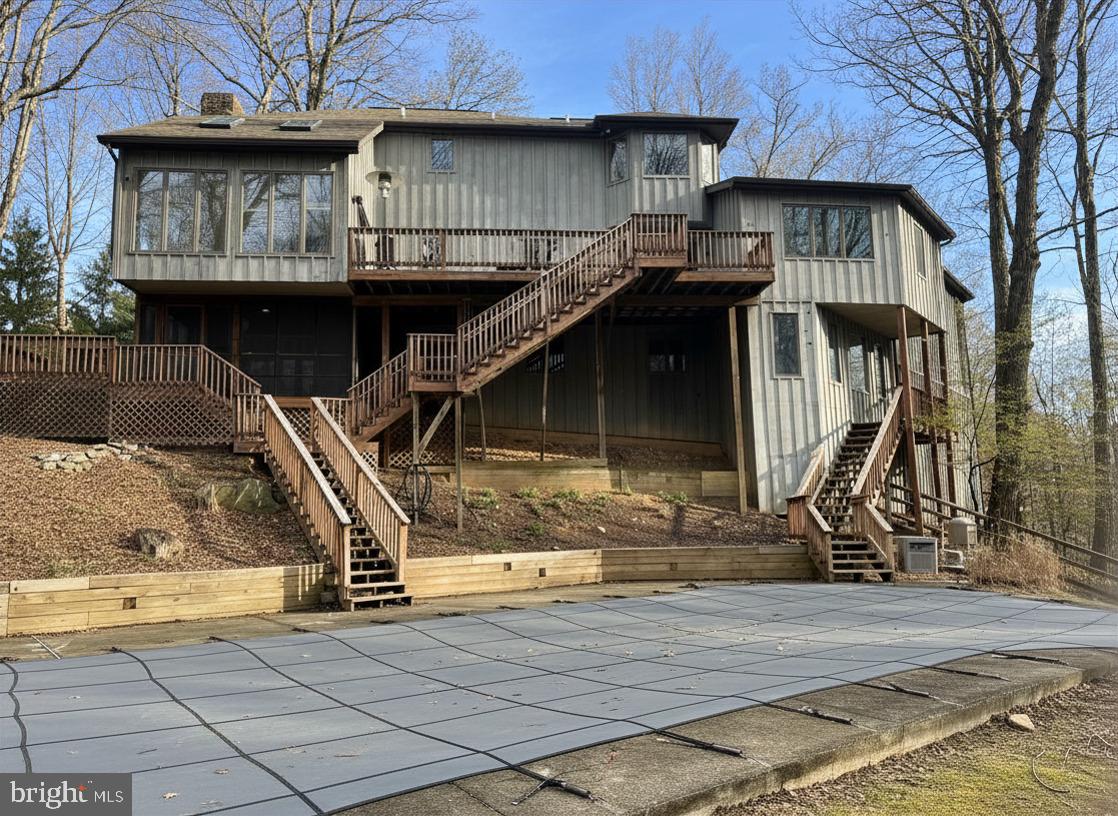 MOUNTAINDALE - Residential