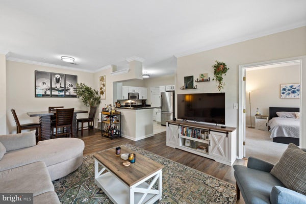 4550 STRUTFIELD LN APT 2111, ALEXANDRIA, VA 22311 - Image ffd086d1528831ae36046c8a8e376aa4/3487358395