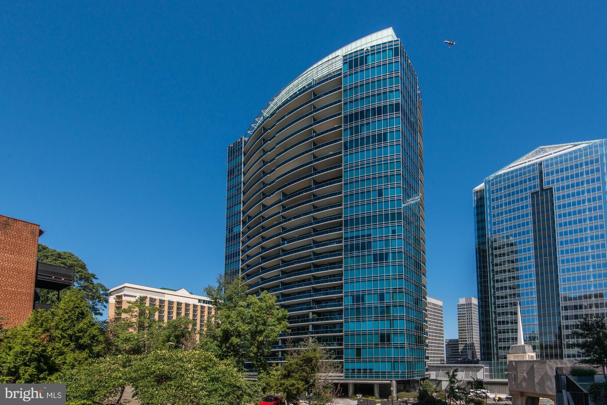 TURNBERRY TOWER - Residential Lease