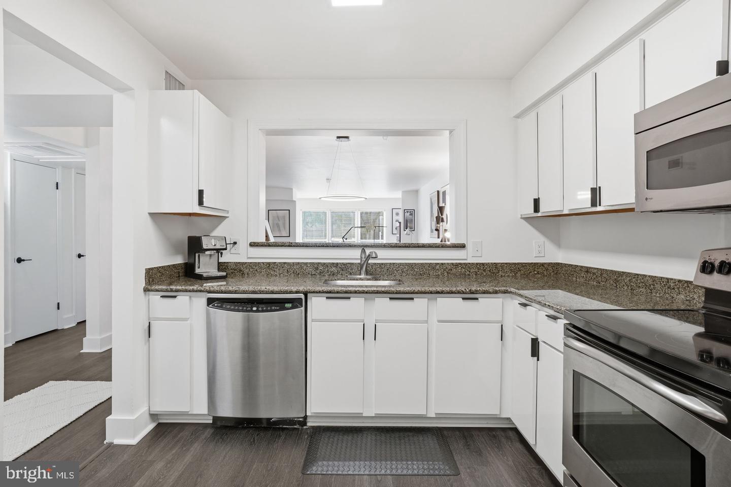 3179 SUMMIT SQUARE DRIVE 2-A2