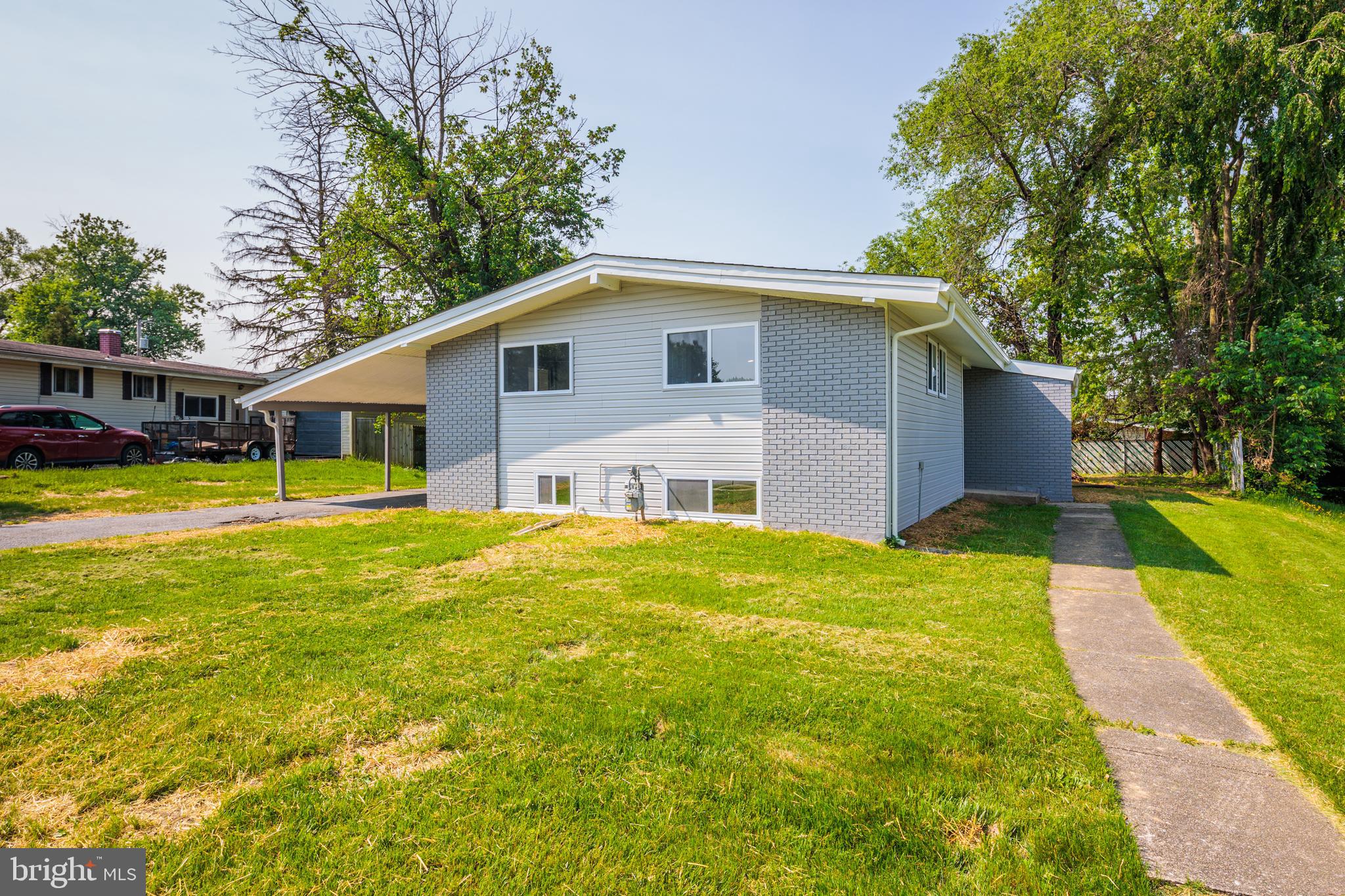 BELLE FARM ESTATES - Residential