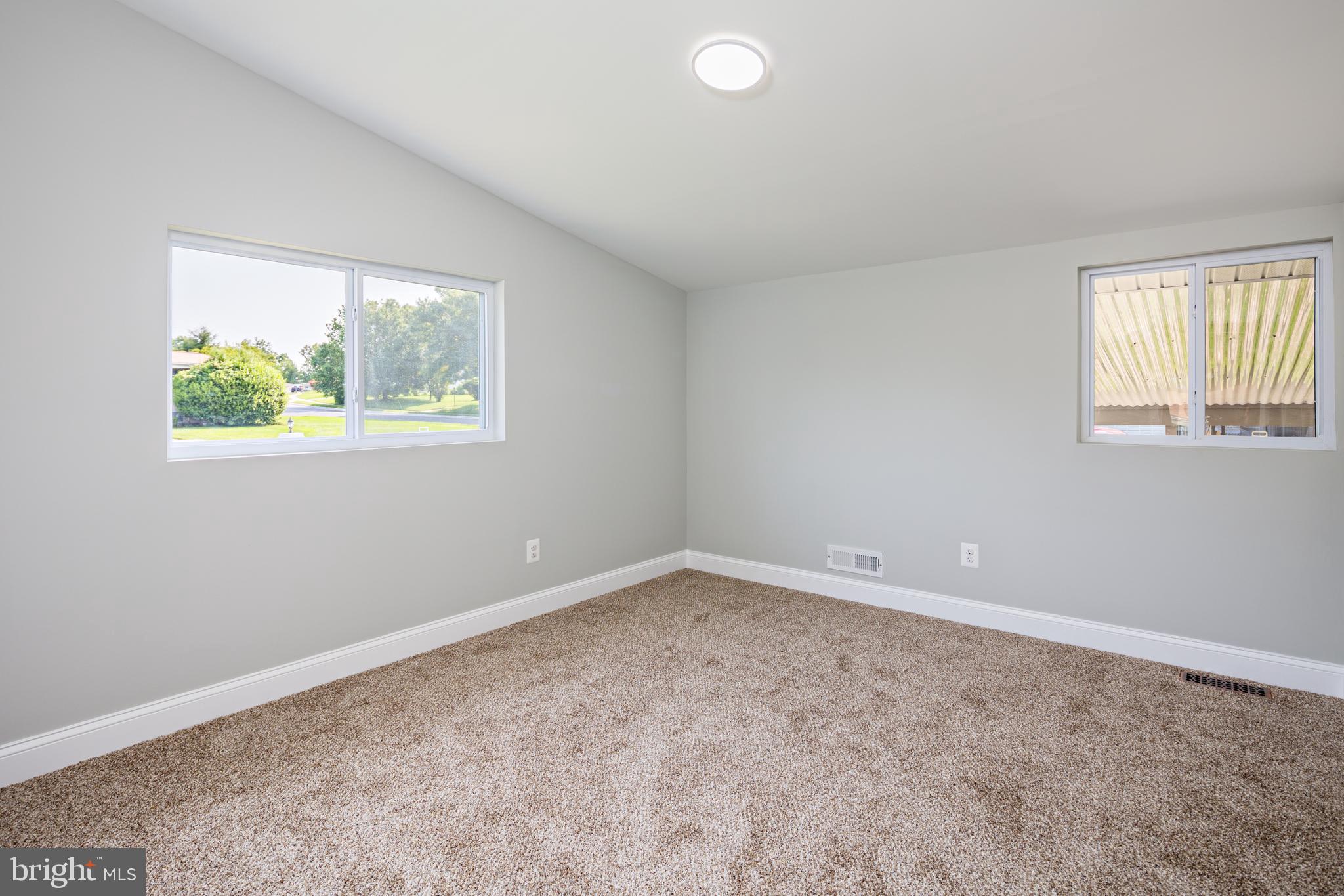 BELLE FARM ESTATES - Residential