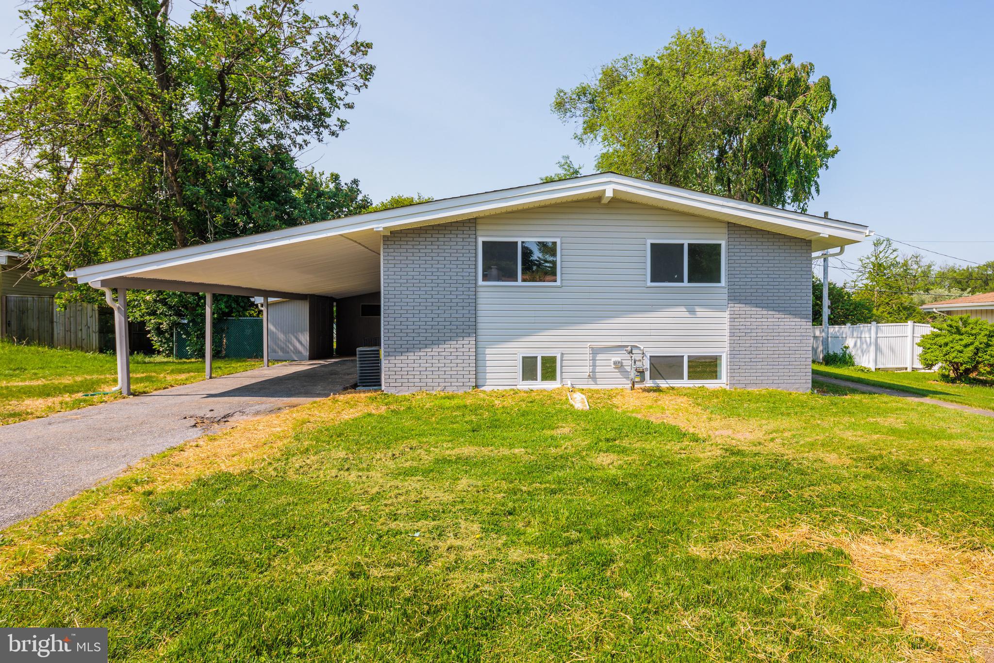 BELLE FARM ESTATES - Residential