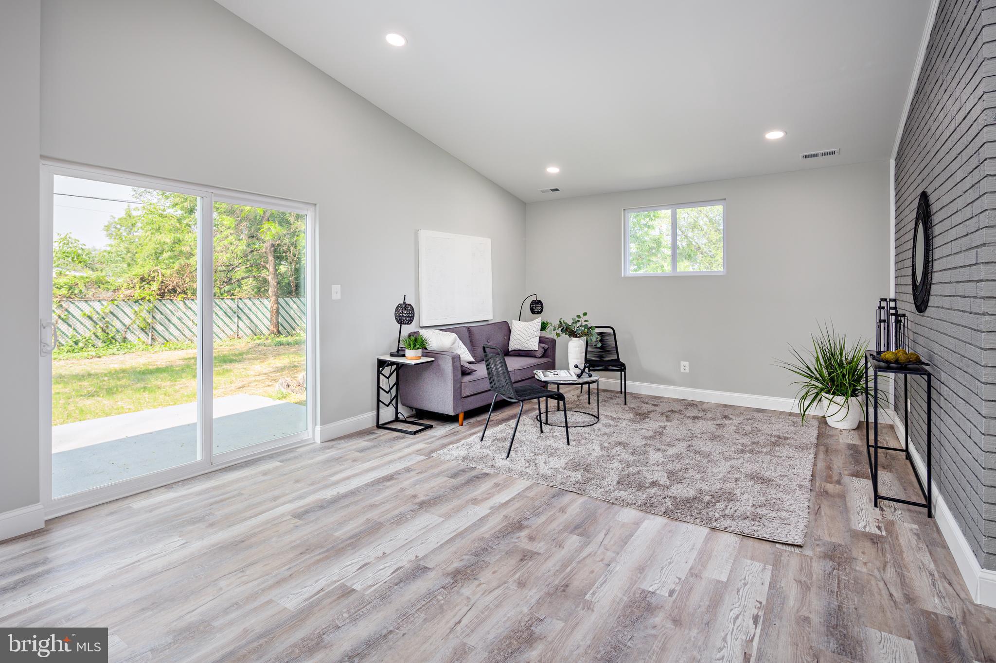 BELLE FARM ESTATES - Residential