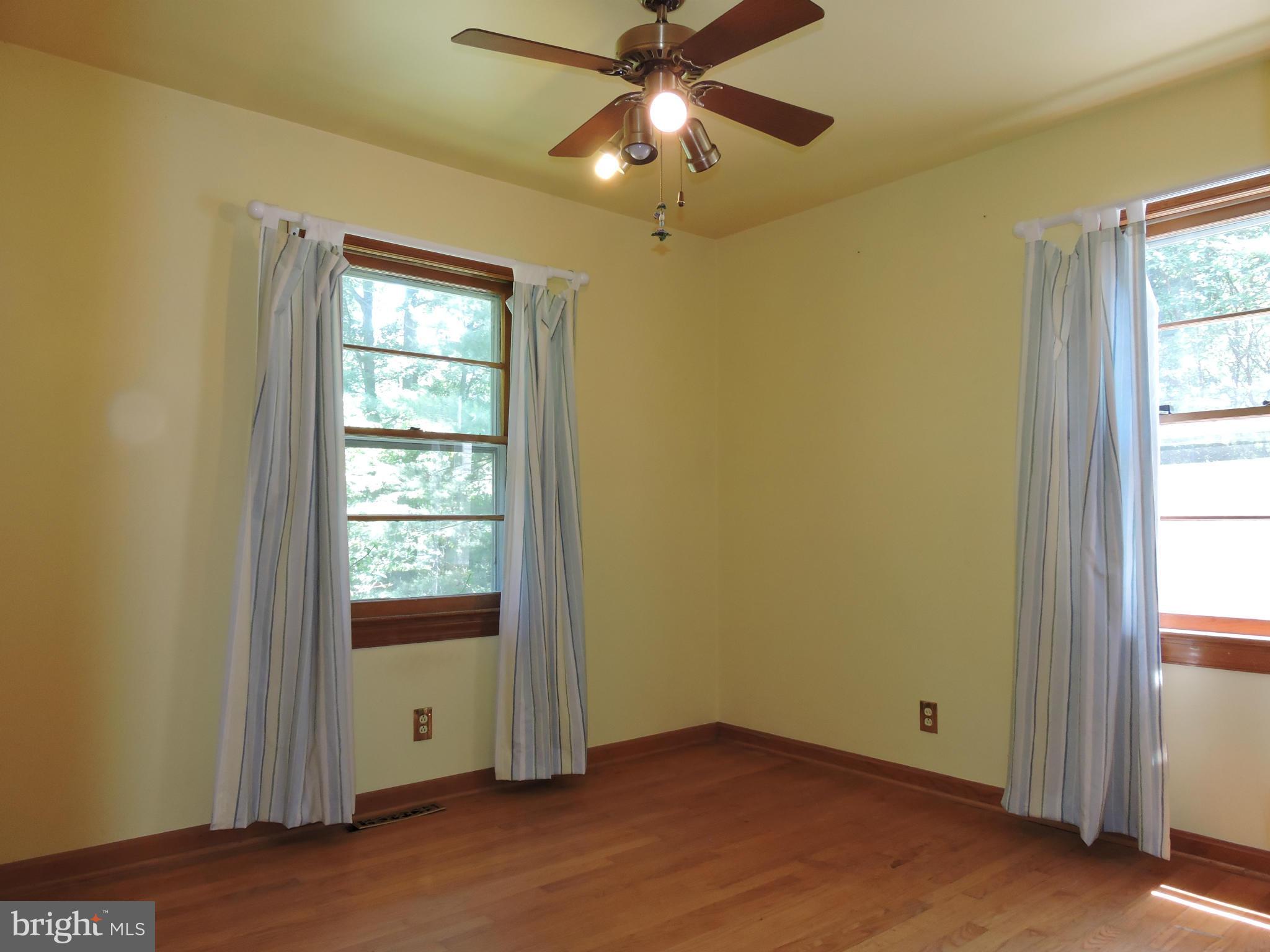 BRAEHEAD WOODS - Residential