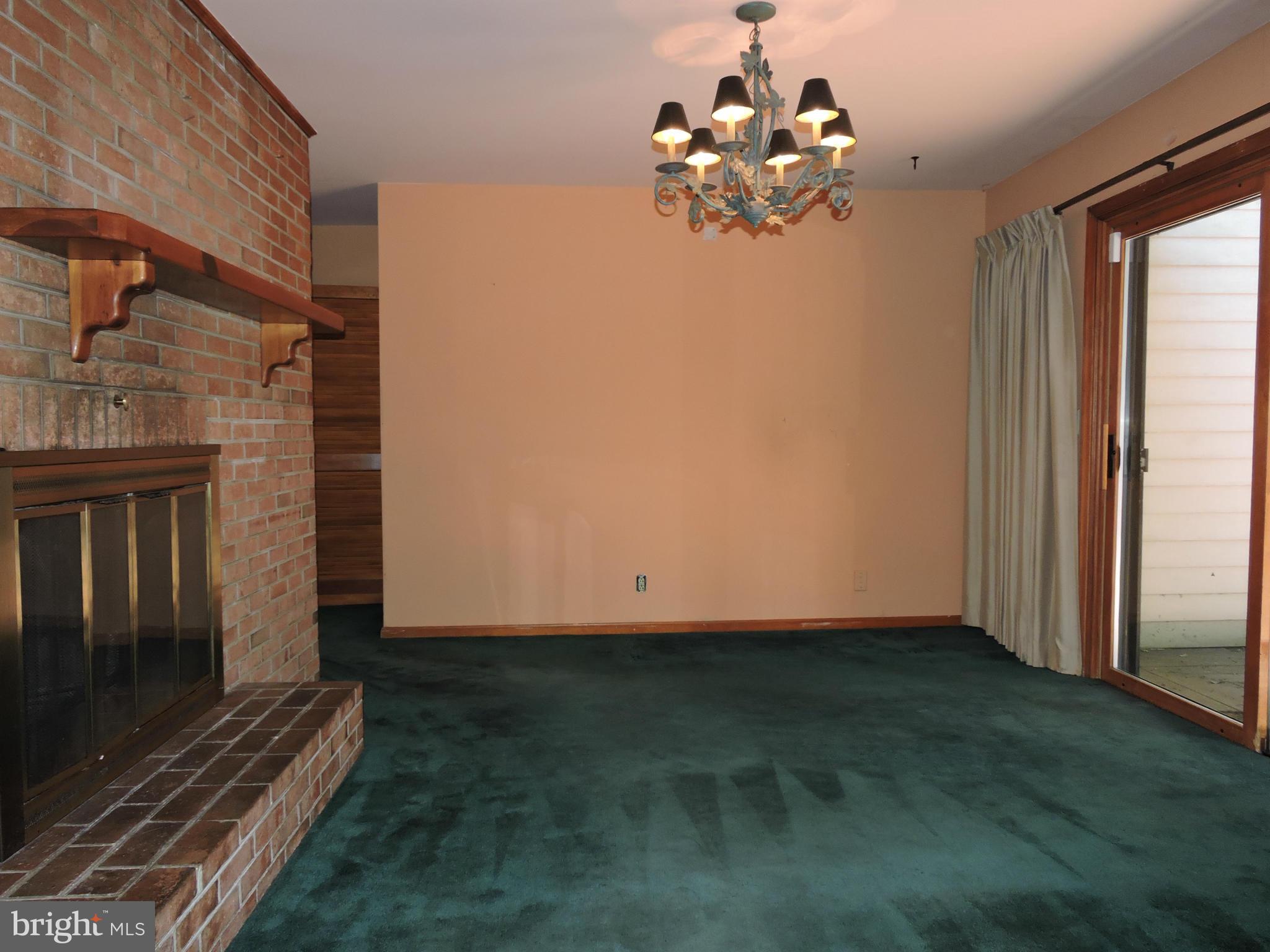 BRAEHEAD WOODS - Residential