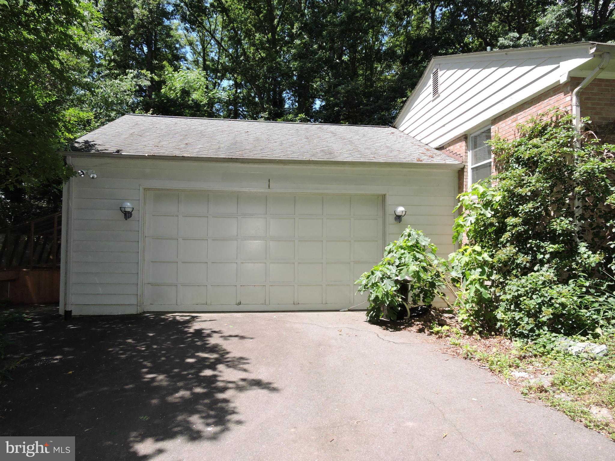 BRAEHEAD WOODS - Residential