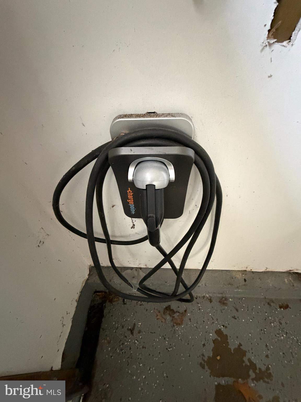 QUAIL VALLEY - Residential Lease