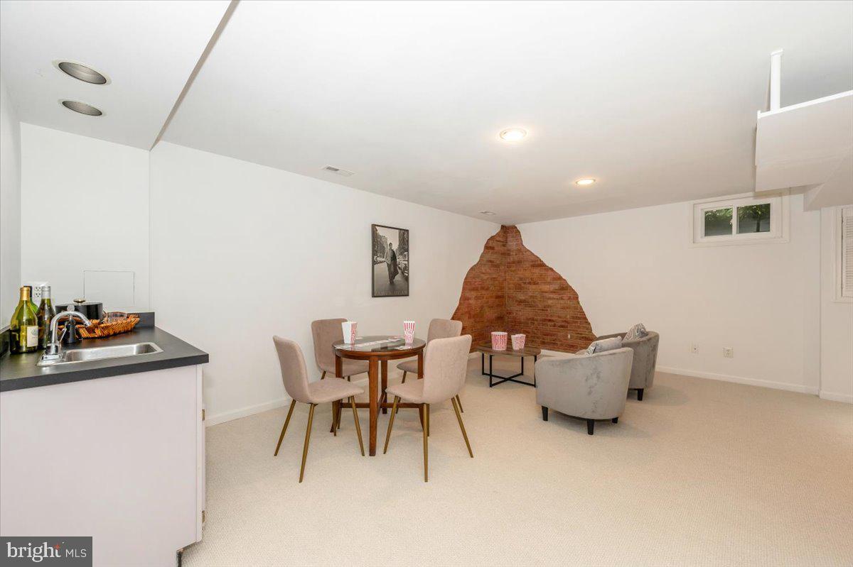 WILLOW RIDGE - Residential