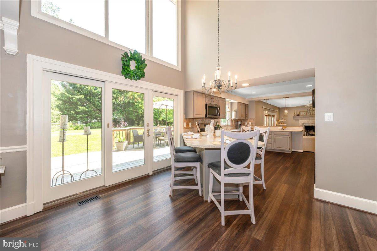 WILLOW RIDGE - Residential