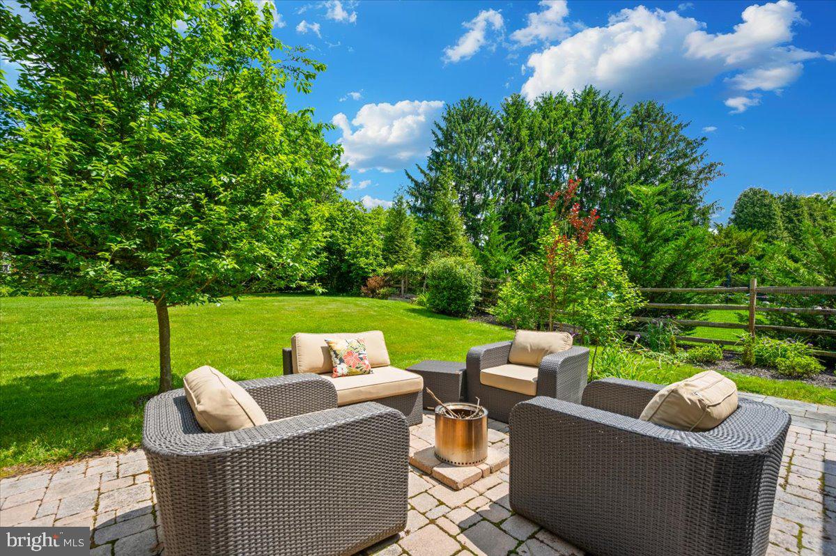 WILLOW RIDGE - Residential