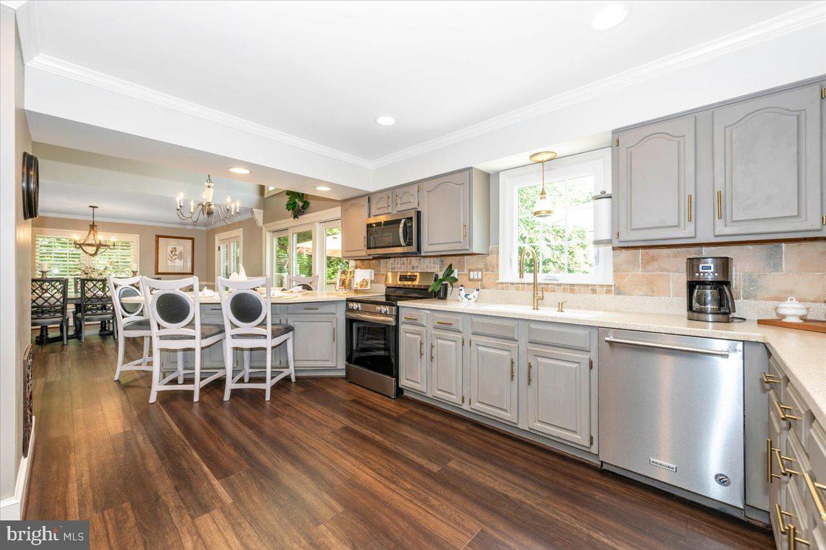 WILLOW RIDGE - Residential