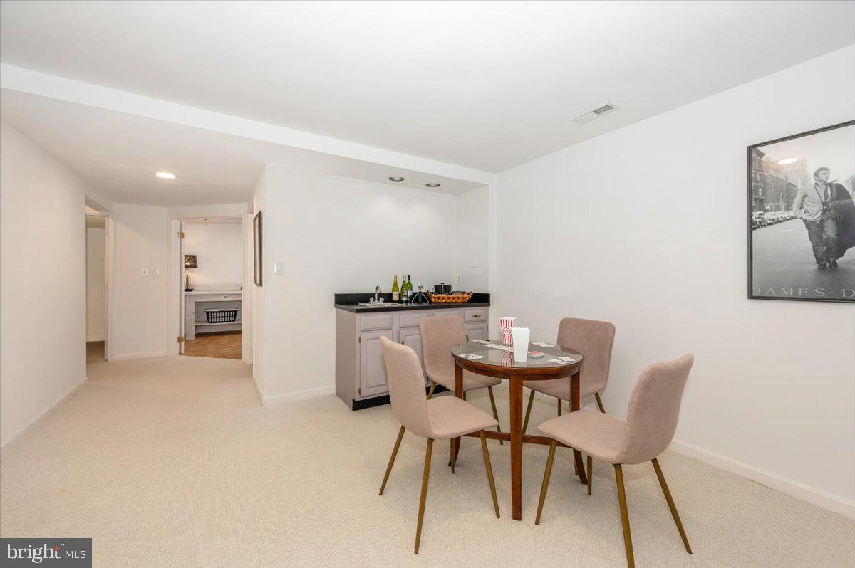 WILLOW RIDGE - Residential