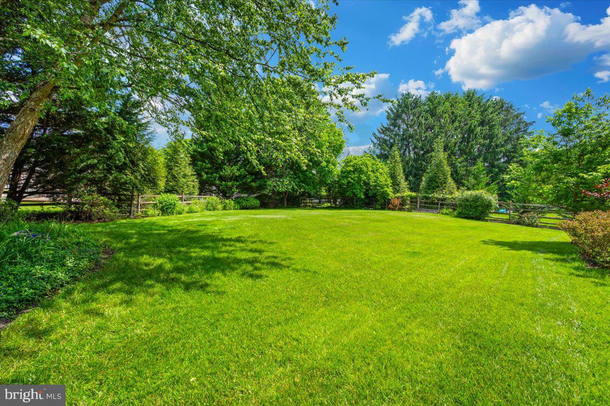 WILLOW RIDGE - Residential