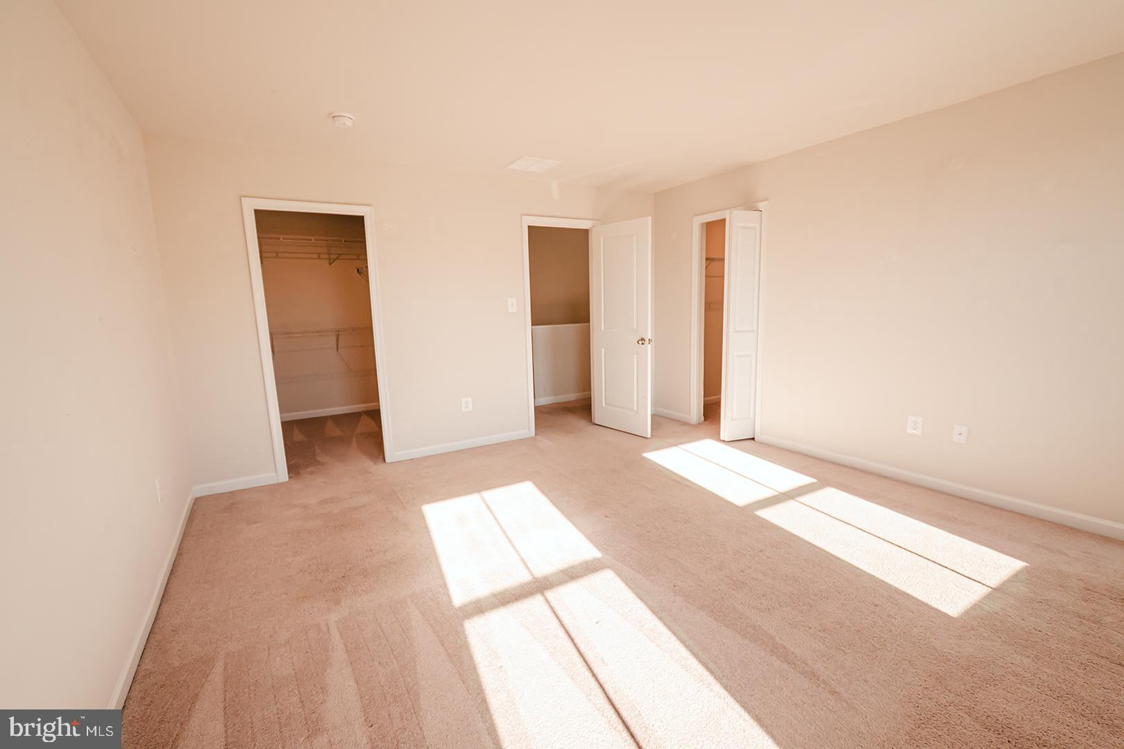 THE VILLAGE AT MIDDLETOWN - Residential