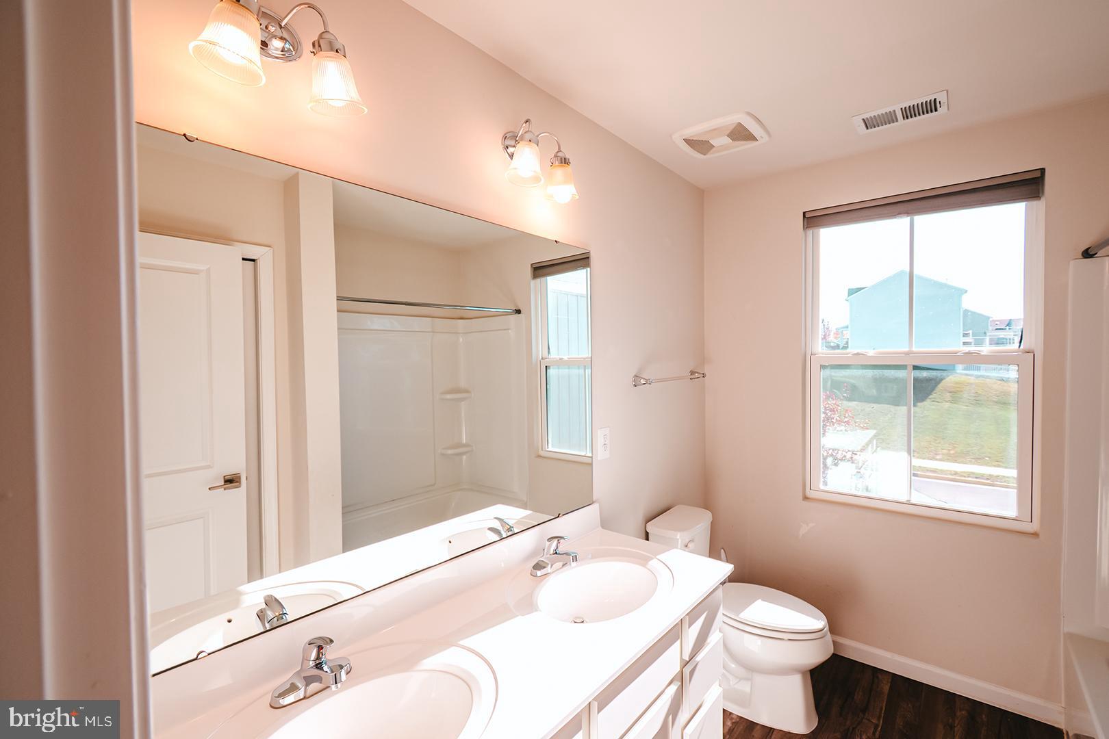 THE VILLAGE AT MIDDLETOWN - Residential