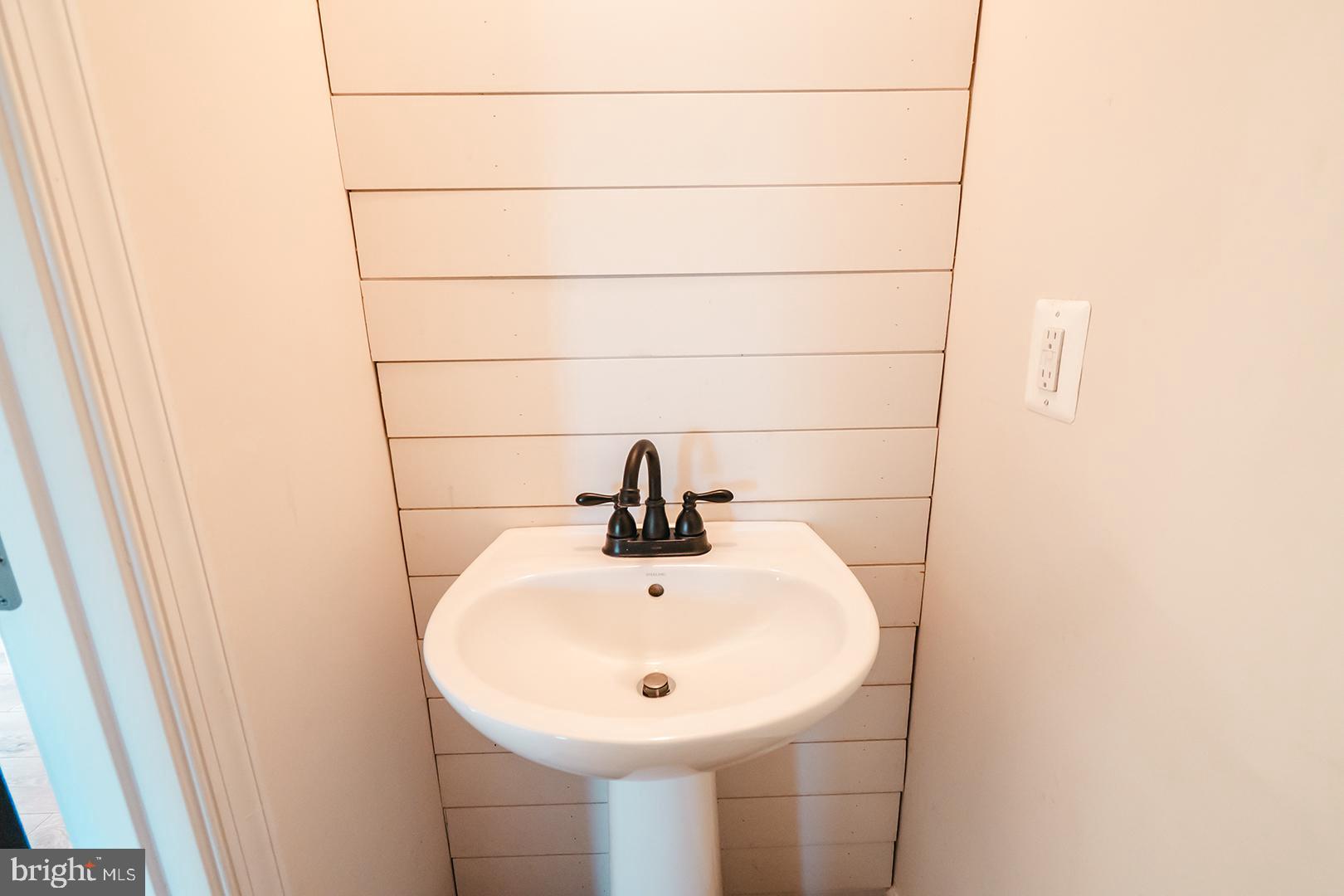 THE VILLAGE AT MIDDLETOWN - Residential