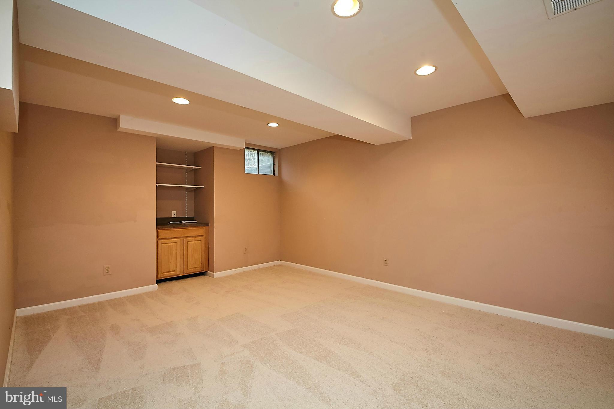 WELLINGTON - Residential