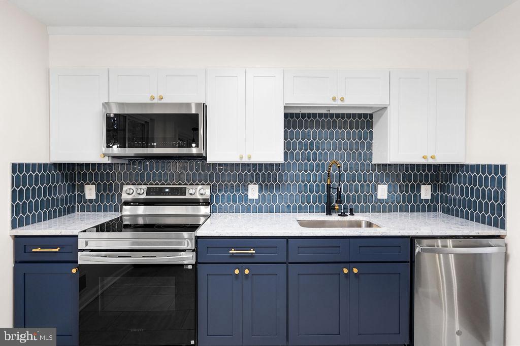 BOXWOOD VILLAGE - Residential