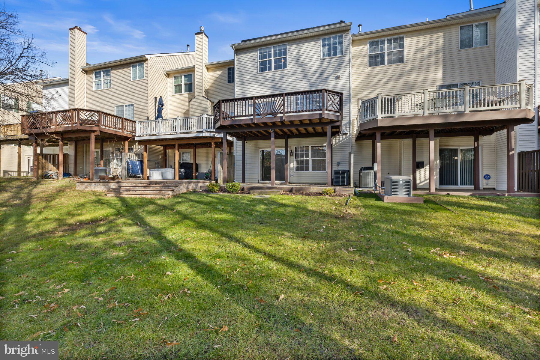 PINEY ORCHARD - Residential