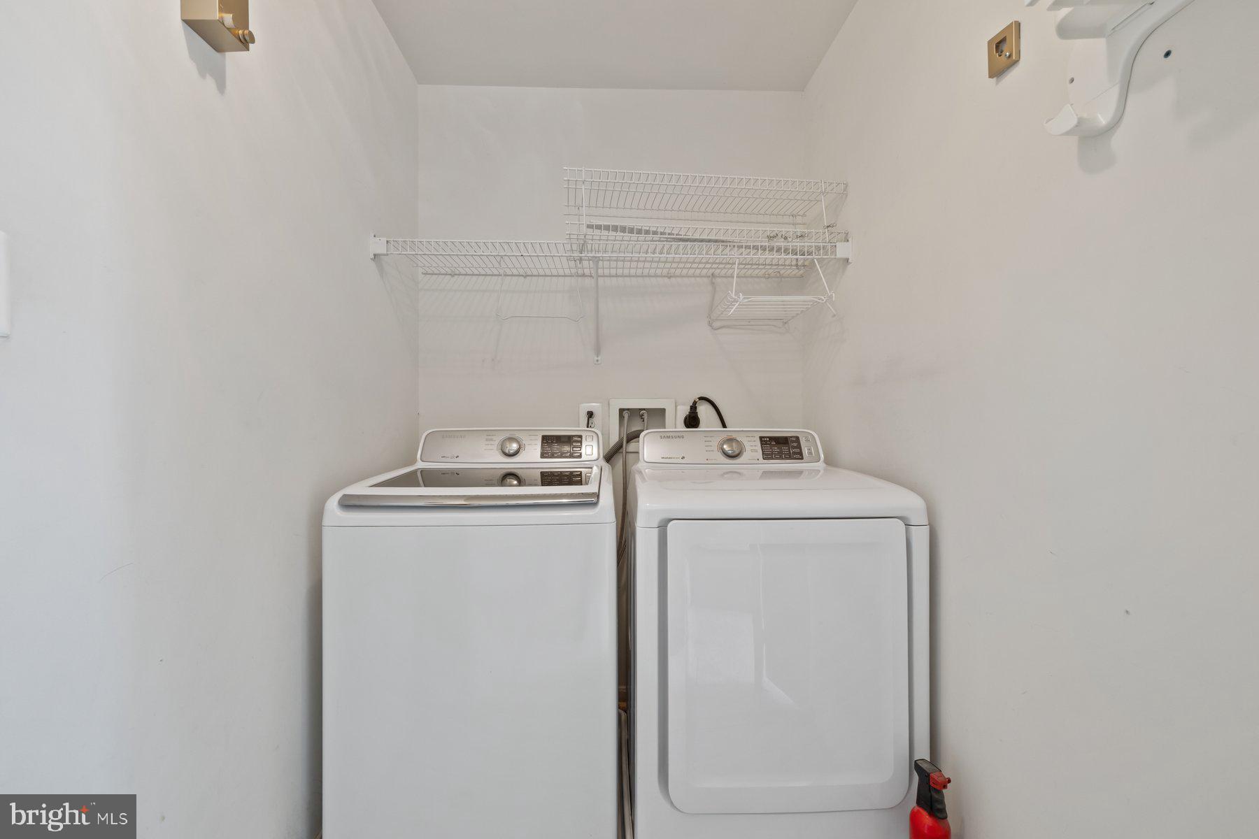 PINEY ORCHARD - Residential