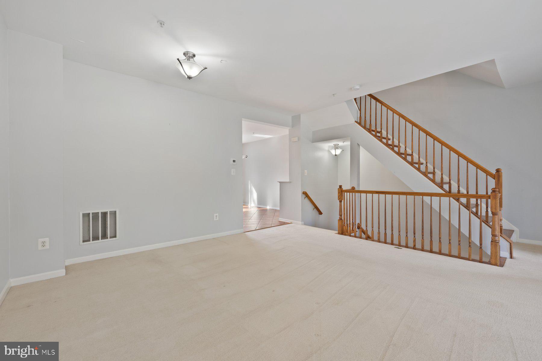 PINEY ORCHARD - Residential