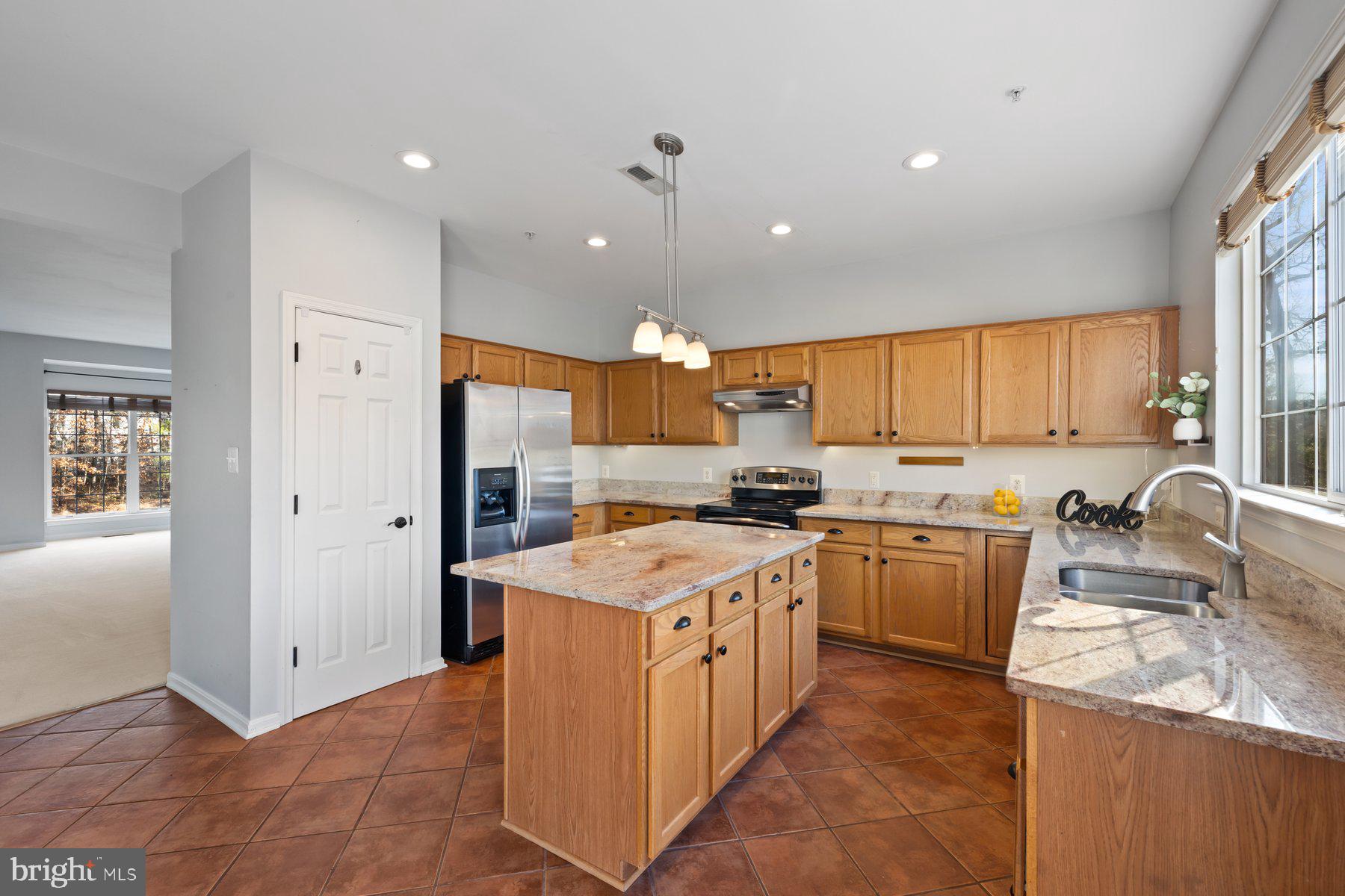 PINEY ORCHARD - Residential