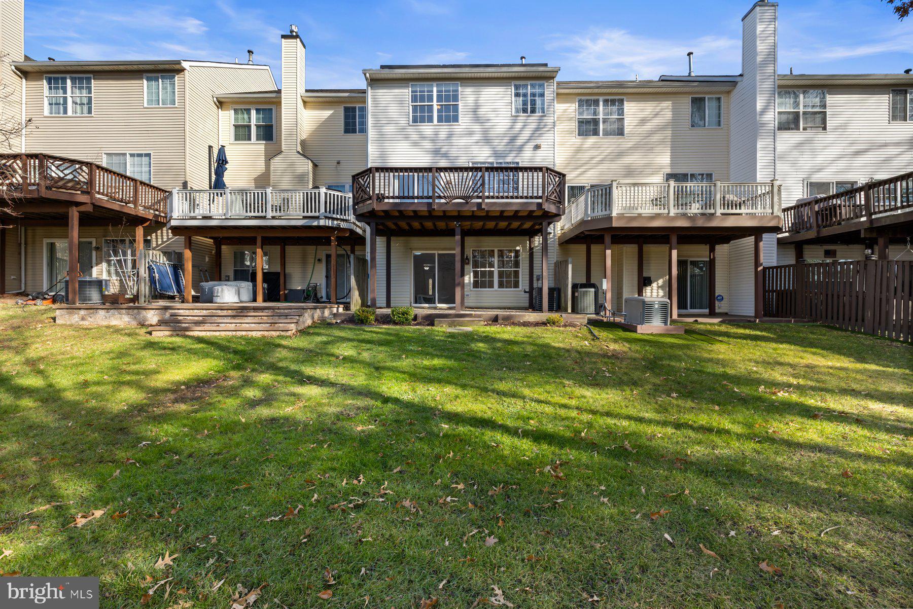 PINEY ORCHARD - Residential