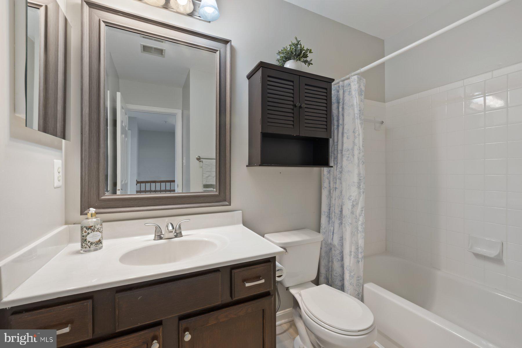 PINEY ORCHARD - Residential