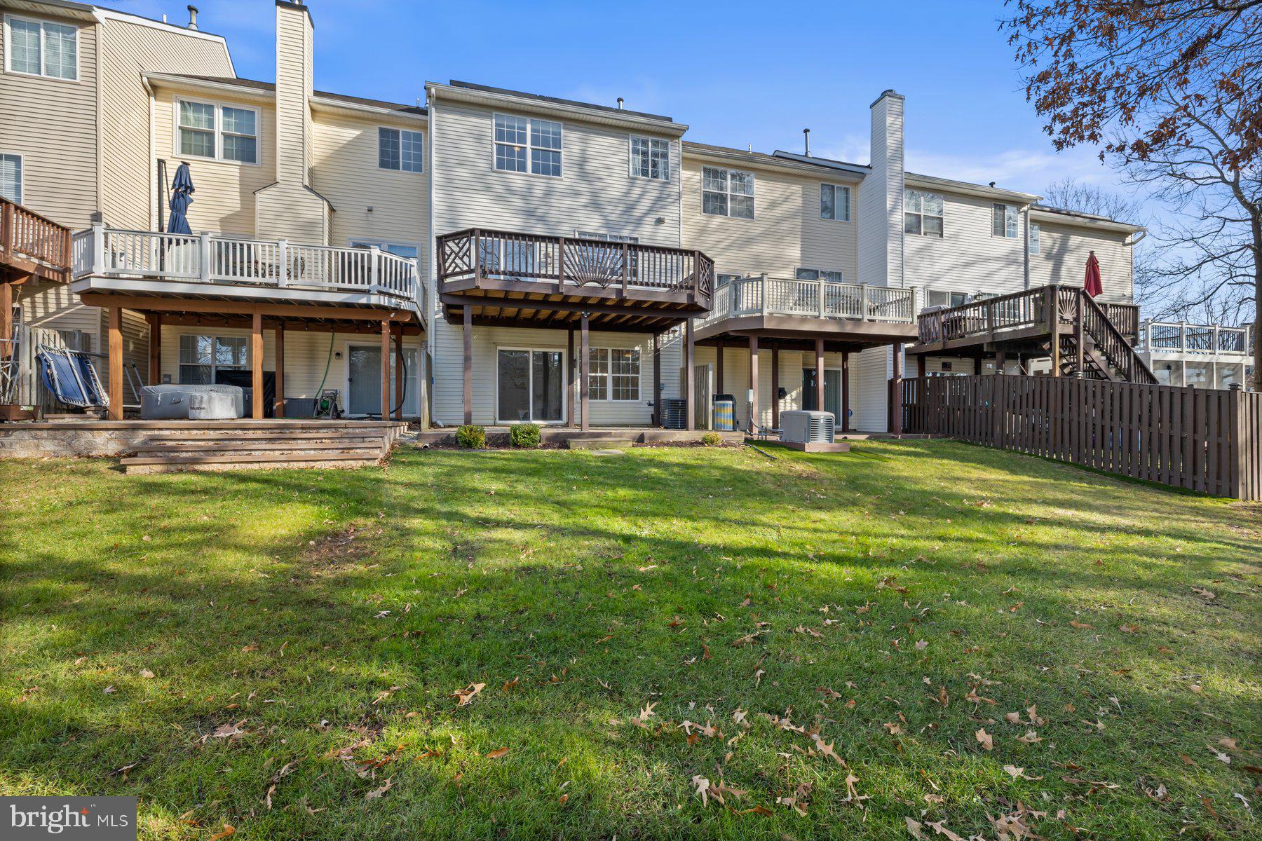 PINEY ORCHARD - Residential