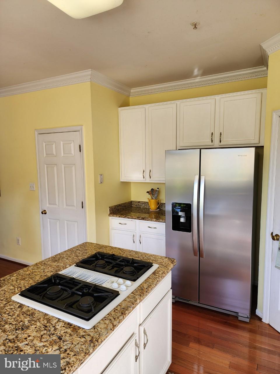 EAST HAMPTON - Residential