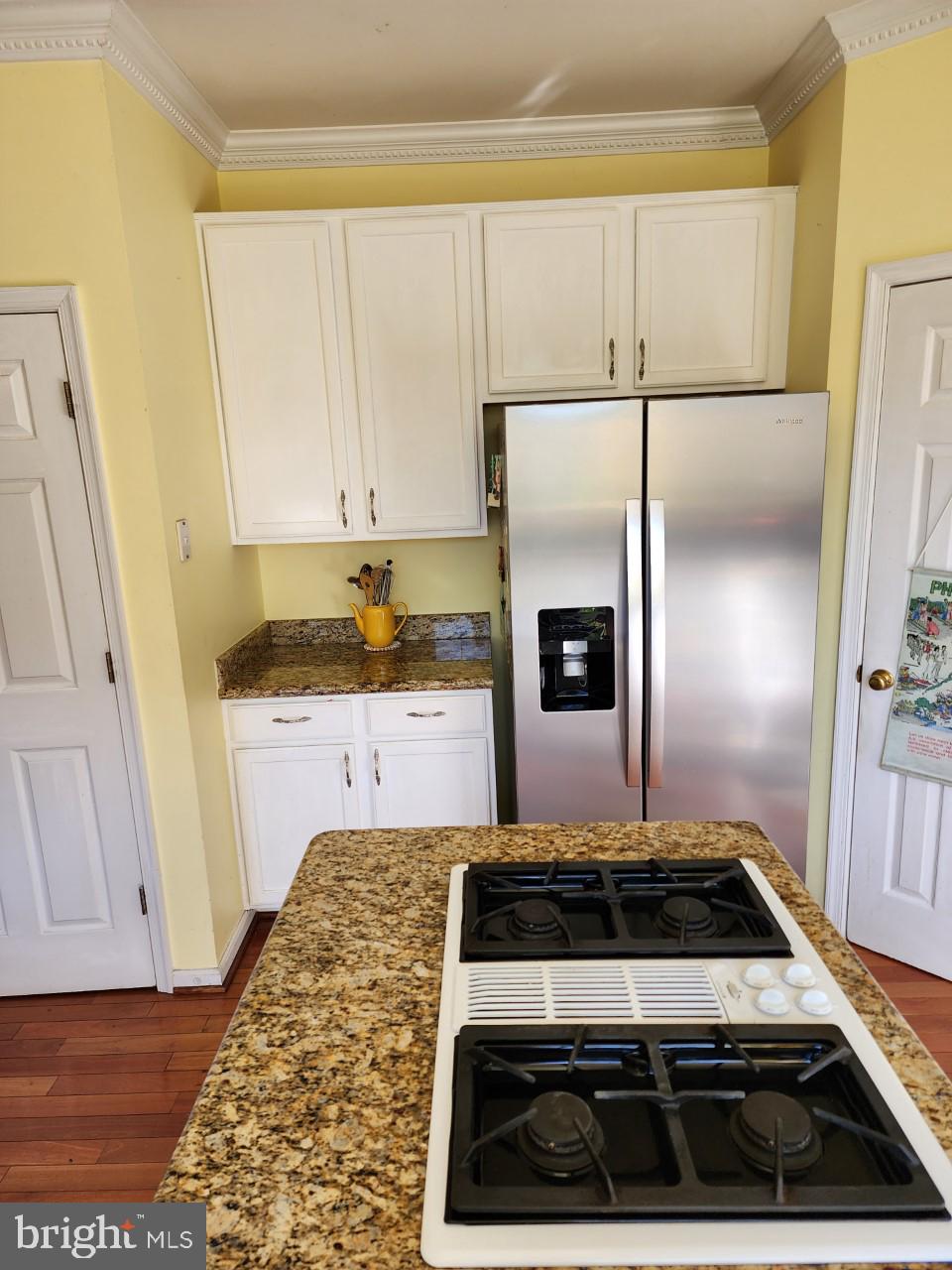 EAST HAMPTON - Residential