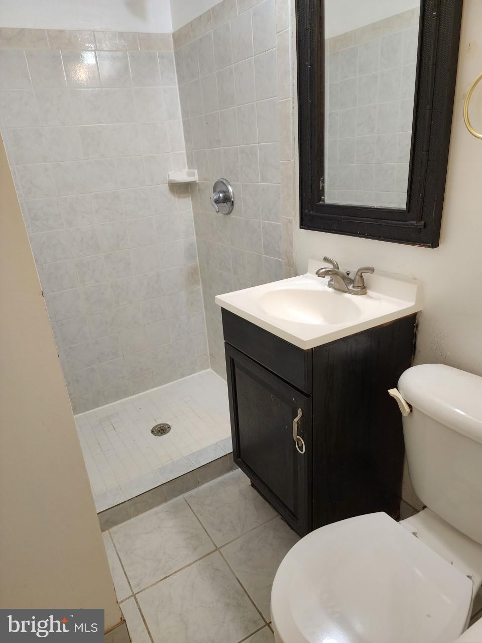 EAST HAMPTON - Residential