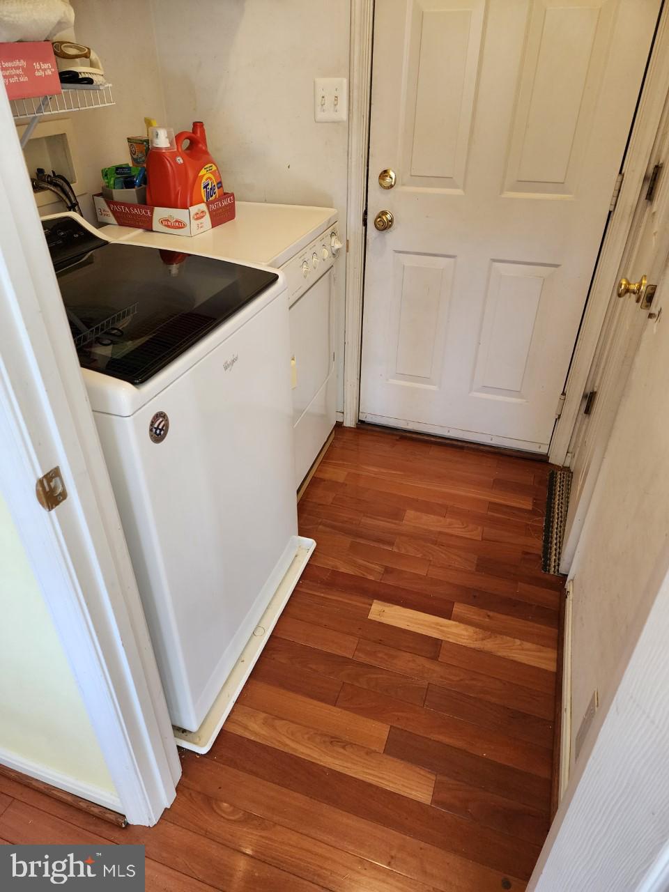 EAST HAMPTON - Residential