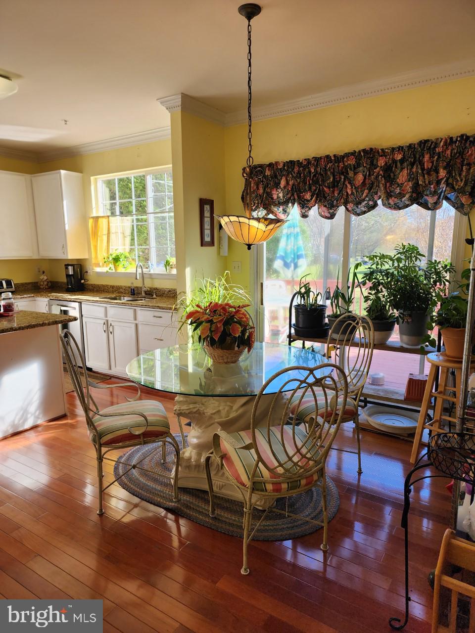 EAST HAMPTON - Residential