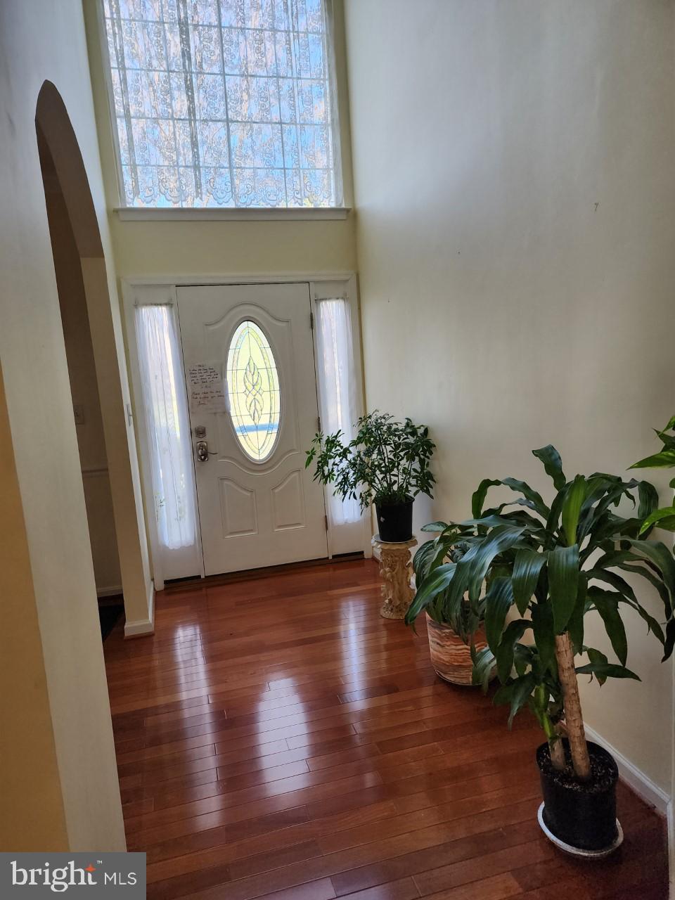 EAST HAMPTON - Residential