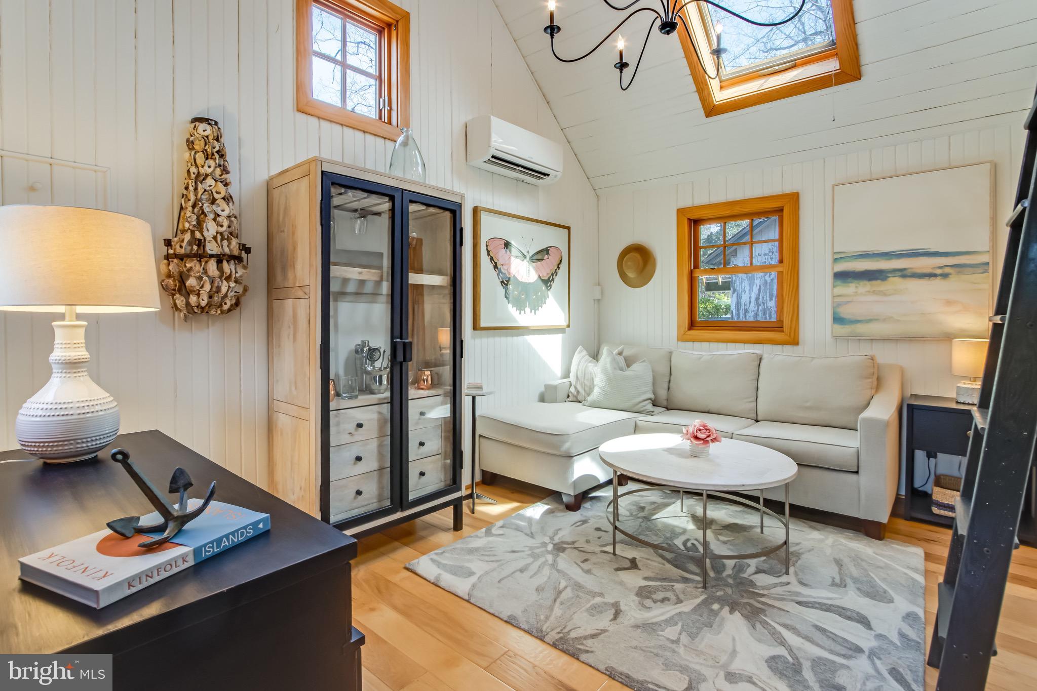 158 HENLOPEN AVENUE 8