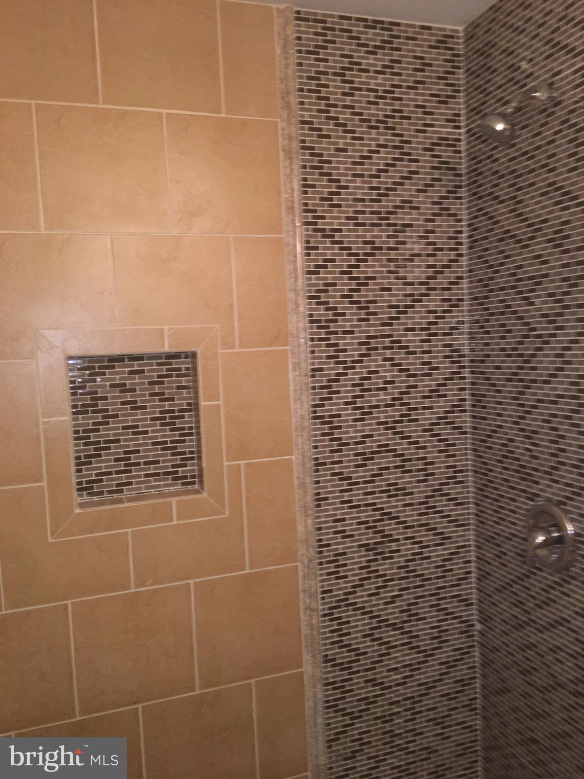 BONIWOOD - PLAT FIVE - Residential