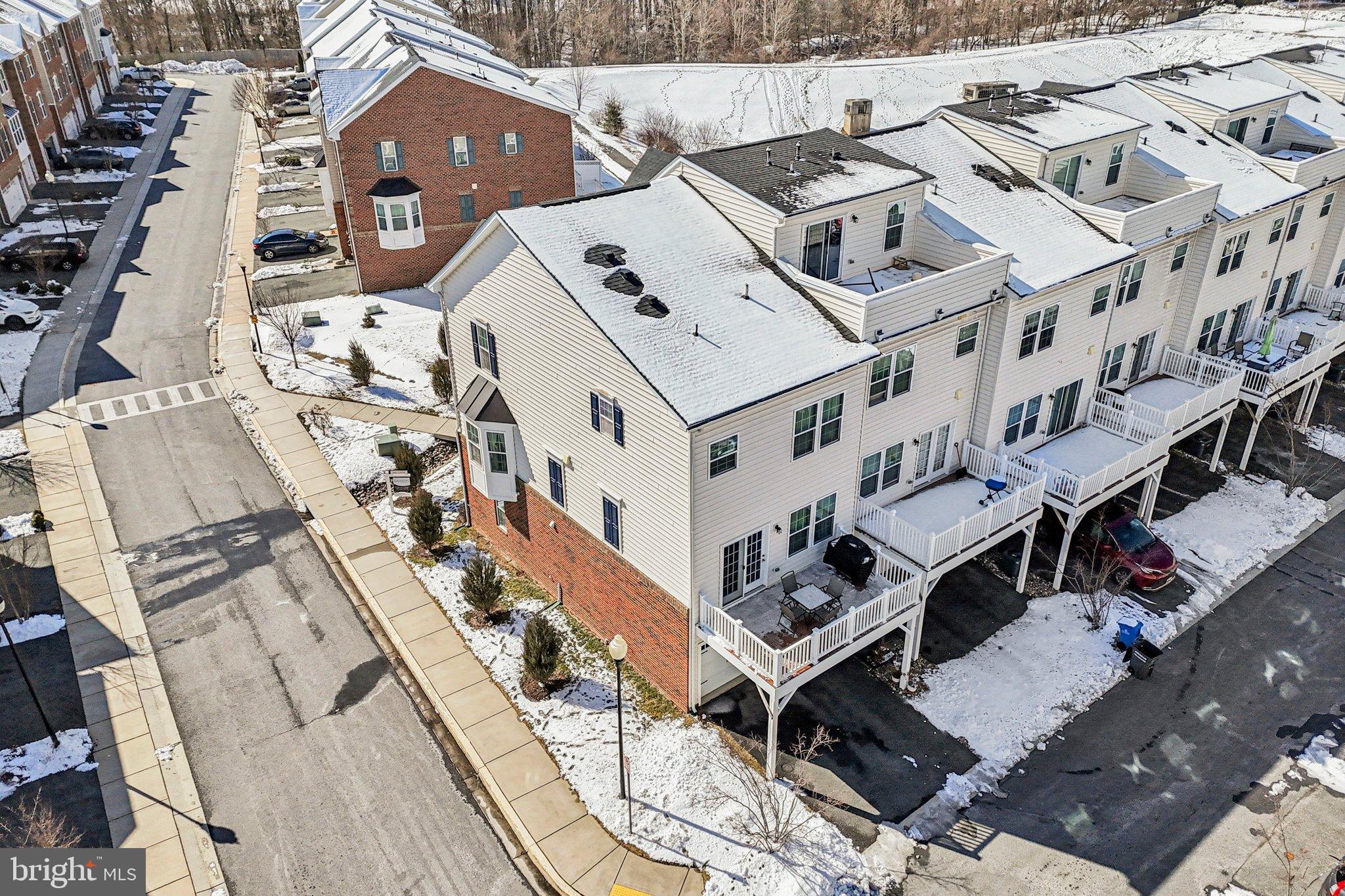 WATERFORD HILLS - Residential