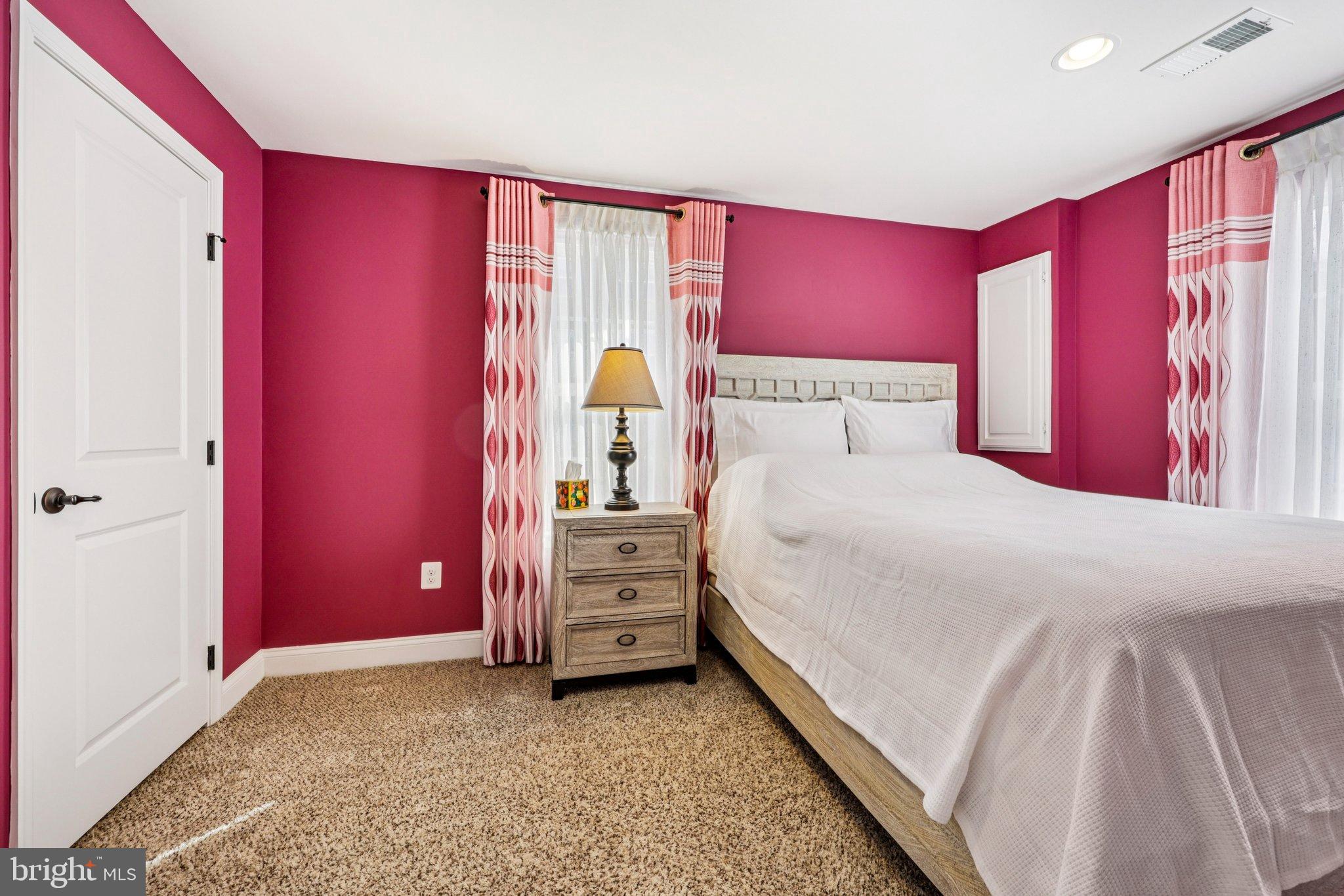 WATERFORD HILLS - Residential