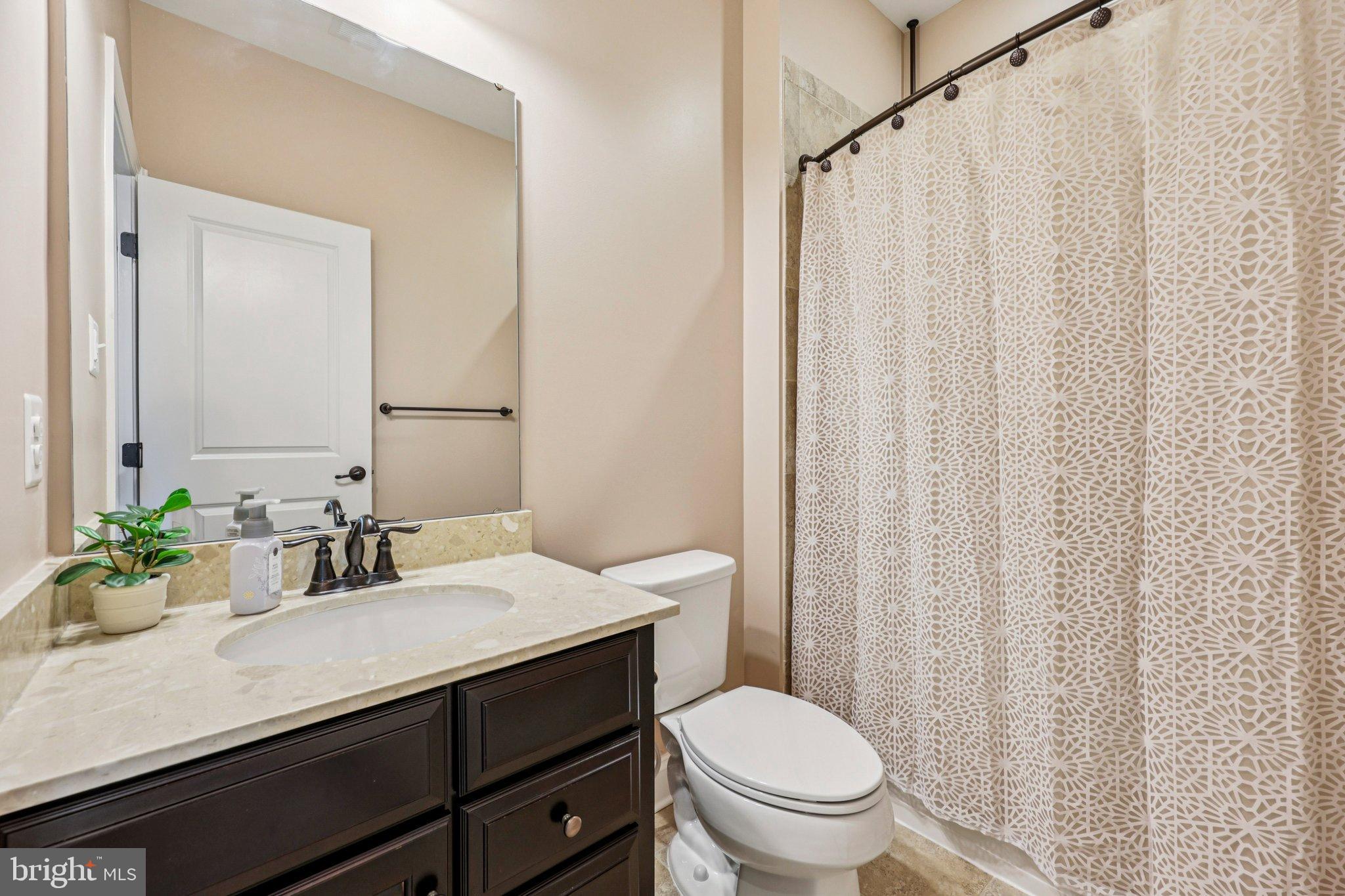 WATERFORD HILLS - Residential